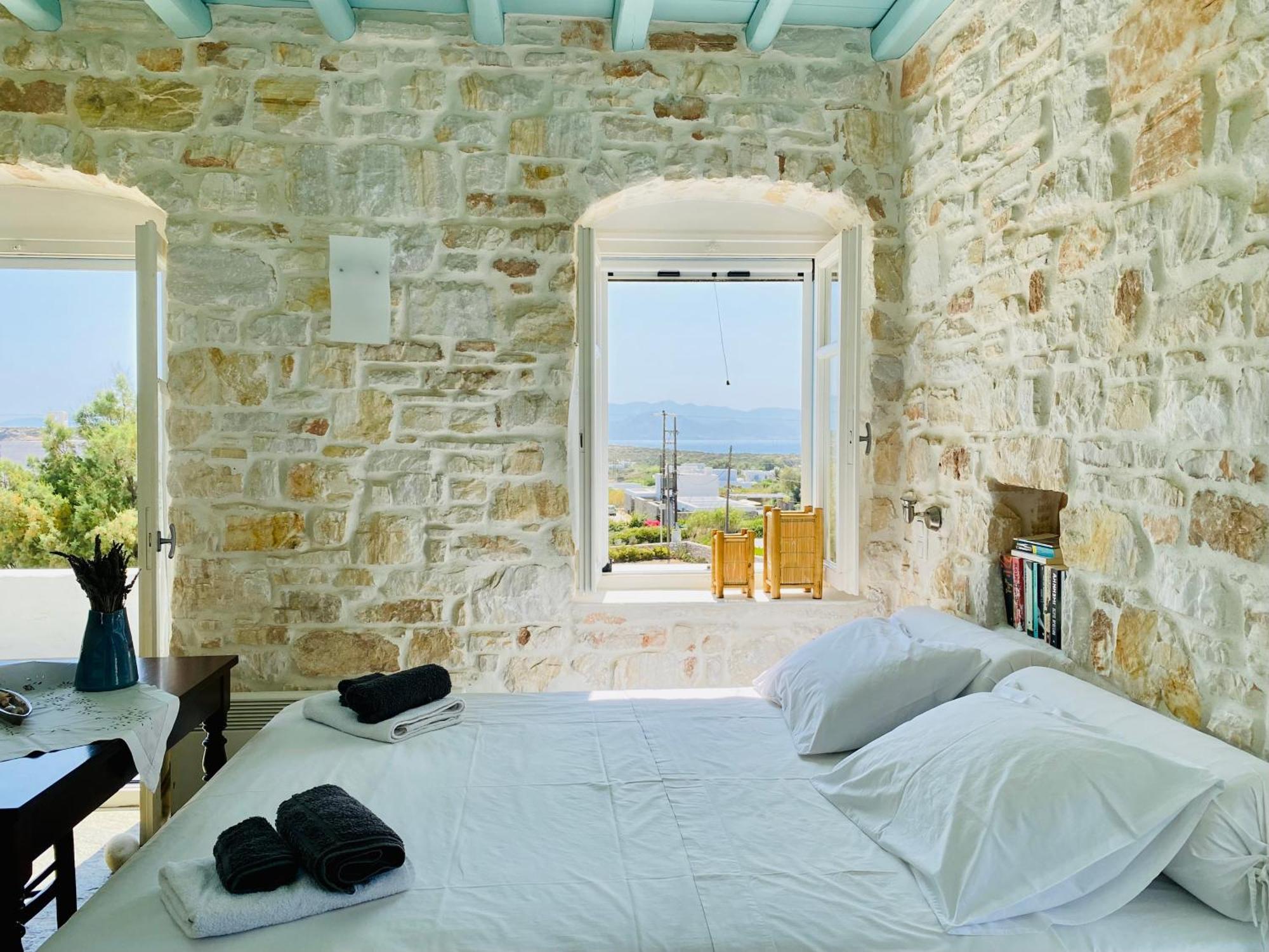 Santa Maria Traditional Stone Studio ภายนอก รูปภาพ